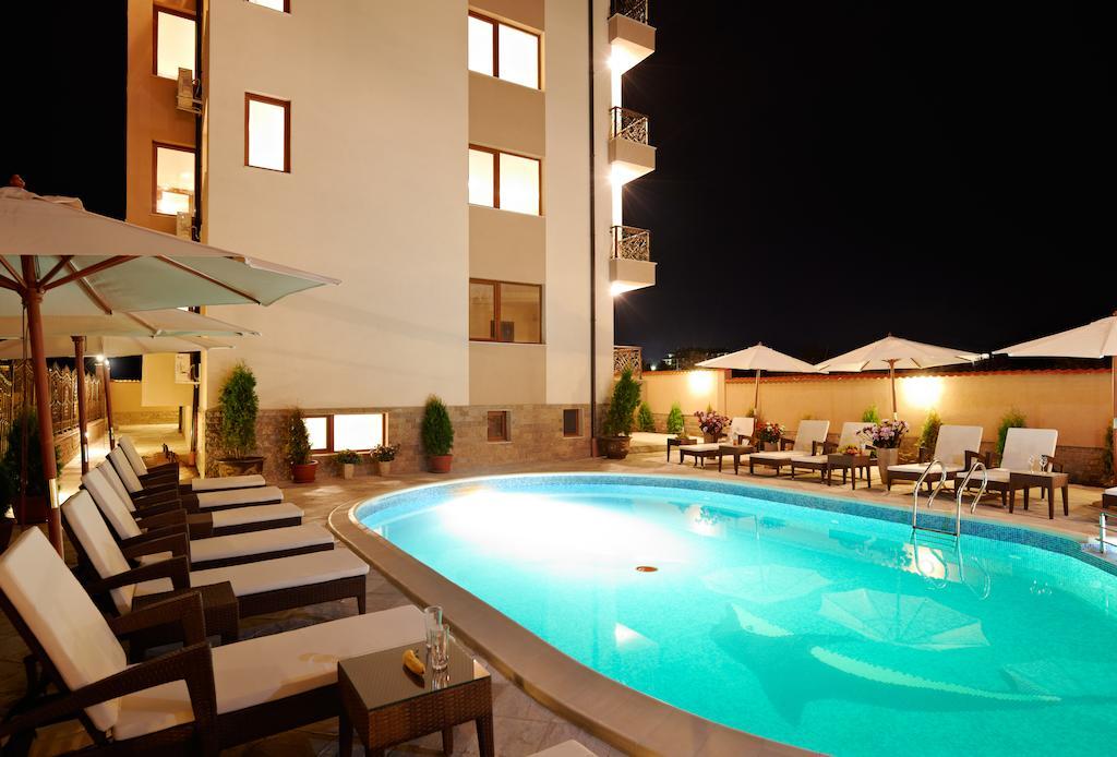 Stanny Court Aparthotel Nesebar Ruang foto