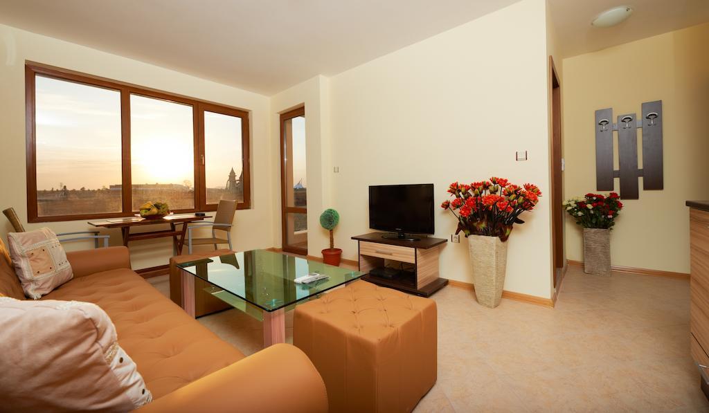 Stanny Court Aparthotel Nesebar Ruang foto